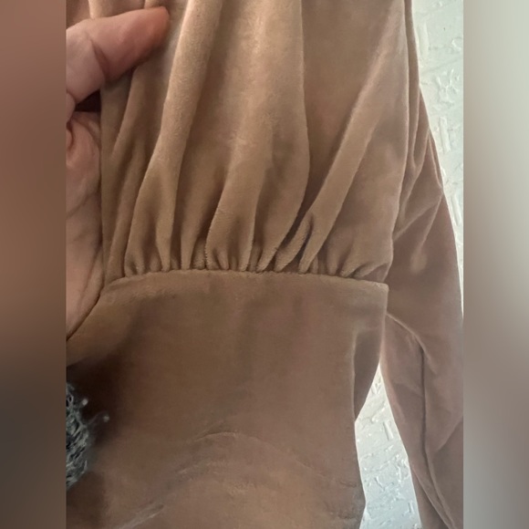 Body Contour Velvet Off The Shoulder Asymmetrical Thong Bodysuit - Picture 5 of 6